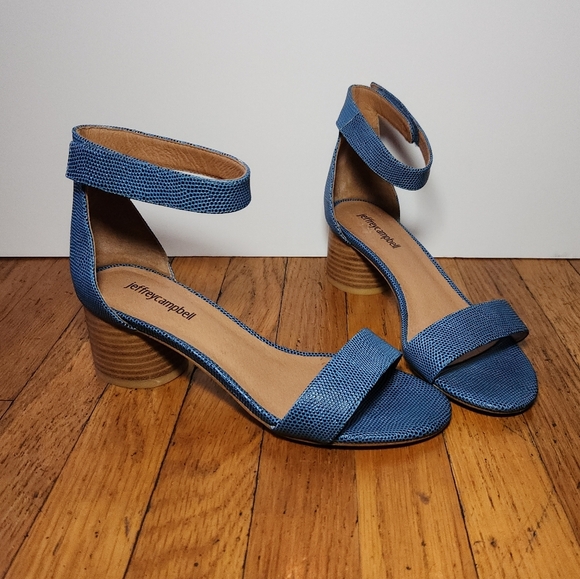 Jeffrey Campbell Issa Block Heeled Sandals - Picture 3 of 10